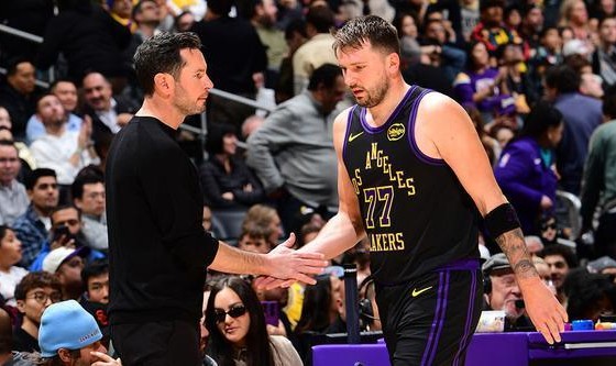 华体会网页版-雷迪克：东契奇就像一台全速运转的引擎 热衷在场上创造机会