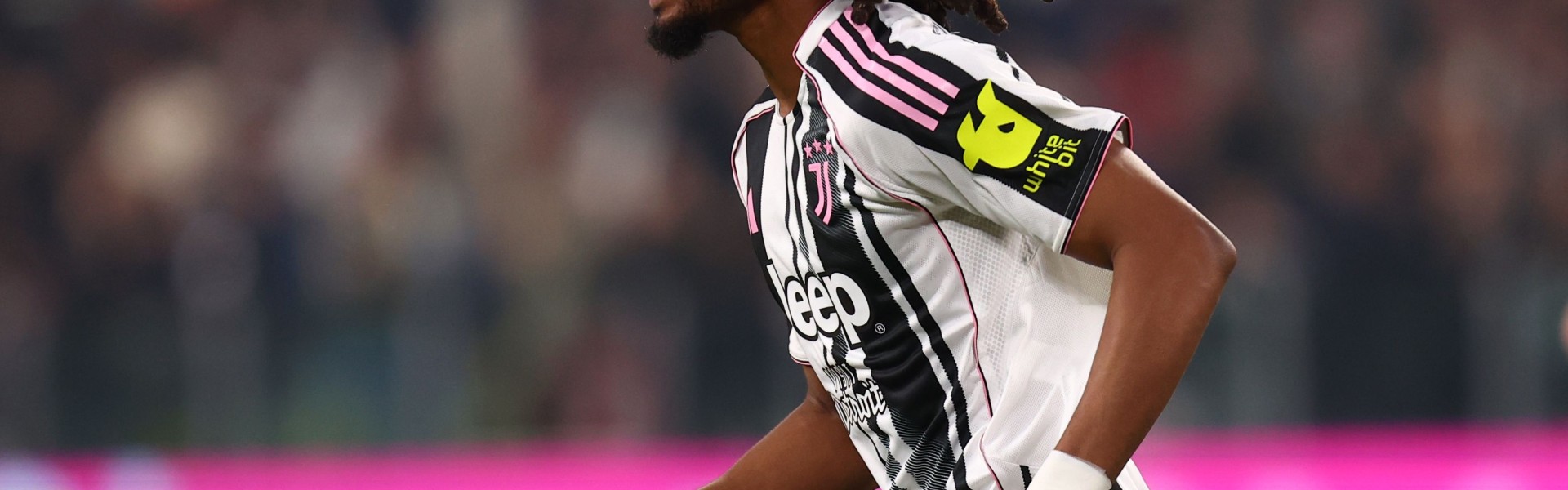 华体会入口-记者：尤文K·图拉姆左脚踝轻微不适，将在对萨索洛前每日评估